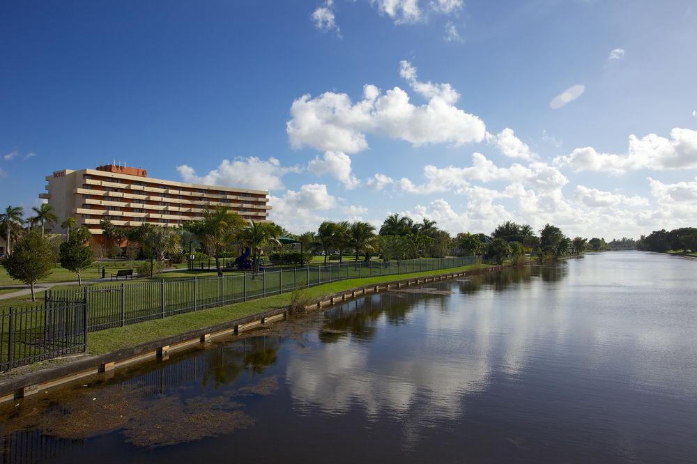 Chateau Mar Golf Resort, Trademark Collection By Wyndham Lauderhill Eksteriør billede